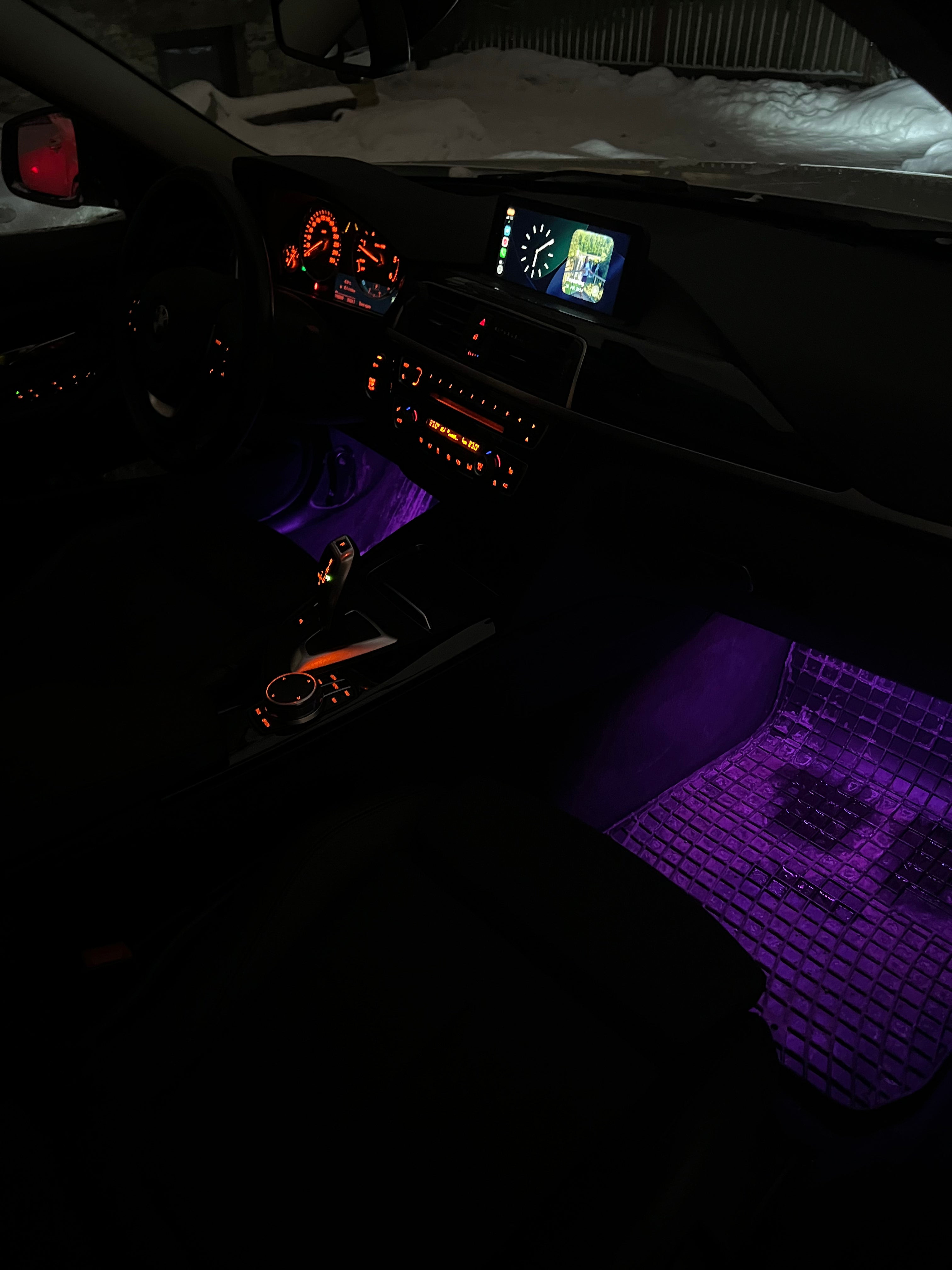 Autosära Nutikas LED-sisevalgustuse komplekt